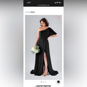 BRAND NEW! Never Worn. Still in the packaging from when it was delivered to me.